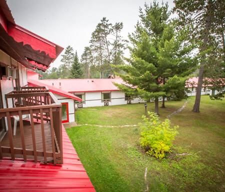 Northern Pine Inn Hayward Exterior foto